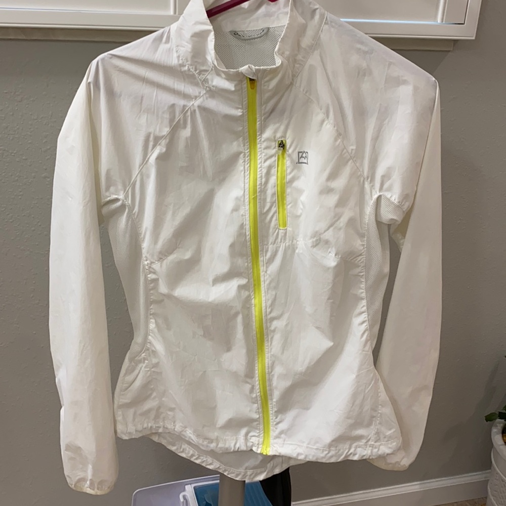 Avalanche running shell. White/neon yellow zippers
